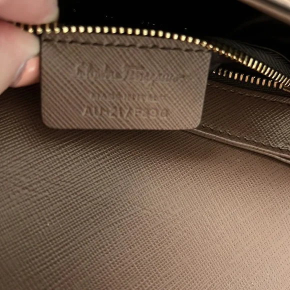 Salvatore Ferragamo Greta Leather Handbag